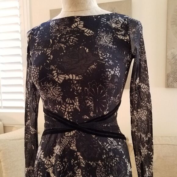 Fuzzi Floral Lace Wrap Waist Maxi Dress sz Small - Picture 5 of 8